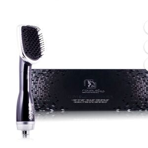 Royale 3 in 1 Drying Brush, Styler,
& Detangler static Free ionic generacon